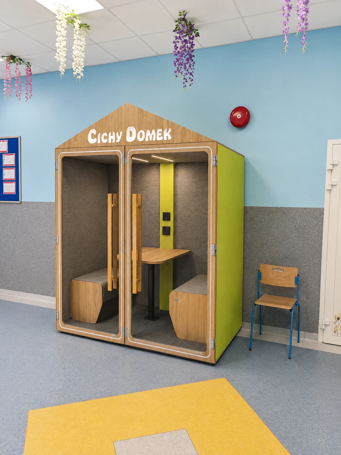 Cichy Domek - kabina akustyczna dla dzieci w szkole