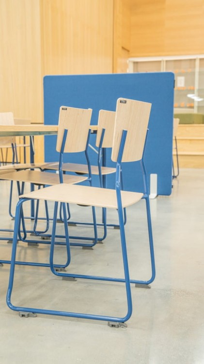 Matti krzesło szkolne uczniowskie drewniane (12).jpg